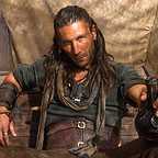  سریال تلویزیونی بادبان های سیاه با حضور Zach McGowan