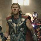  فیلم سینمایی Avengers: Age of Ultron با حضور کریس همسورث، اسکارلت جوهانسون، کریس ایوانز و جرمی رنر