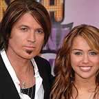  فیلم سینمایی Hannah Montana: The Movie با حضور مایلی سایرس و Billy Ray Cyrus