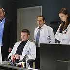  سریال تلویزیونی دکتر هاوس با حضور Hugh Laurie، اولیویا وایلد، عمر اپس، Peter Jacobson و Jesse Spencer