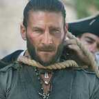  سریال تلویزیونی بادبان های سیاه با حضور Zach McGowan