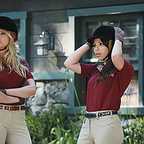  سریال تلویزیونی دروغ گوهای کوچک زیبا با حضور Janel Parrish و Ashley Benson