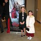  فیلم سینمایی گردش شنل قرمزی با حضور Dalila Bela و Megan Charpentier