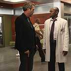  سریال تلویزیونی دکتر هاوس با حضور Hugh Laurie و عمر اپس