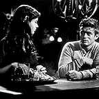  فیلم سینمایی East of Eden با حضور لوئیس اسمیت و James Dean
