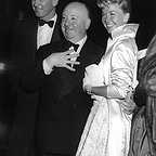  فیلم سینمایی مردی که زیاد می دانست با حضور Doris Day، آلفرد هیچکاک و جیمزاستوارت