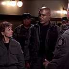  سریال تلویزیونی دروازه ستارگان اس جی-۱ با حضور Christopher Judge، Richard Dean Anderson و Teryl Rothery