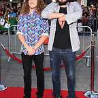  فیلم سینمایی همسایه ها با حضور Blake Anderson