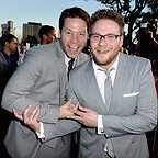  فیلم سینمایی همسایه ها با حضور Seth Rogen و آیک بارینهولتز