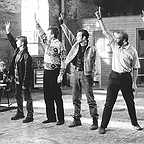  فیلم سینمایی فول مانتی با حضور Steve Huison، رابرت کارلایل، تام ویلکینسون، Paul Barber، Mark Addy، Hugo Speer و William Snape
