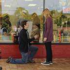  سریال تلویزیونی جمعه شب های روشن با حضور Zach Gilford و Aimee Teegarden