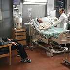  سریال تلویزیونی دکتر هاوس با حضور Hugh Laurie، جیمی سیمپسون، Kal Penn و Peter Jacobson