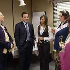  سریال تلویزیونی اداره با حضور استیو کارل، Rashida Jones، میندی کالینگ و فیلیس اسمیت