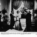  فیلم سینمایی روزی روزگاری در آمریکا با حضور الیزابت مک گاورن و رابرت دنیرو