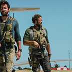 فیلم سینمایی 13 ساعت: سربازان مخفی بنغازی با حضور جان کرازینسکی، پابلو شرایبر، دومینیک فوموسا و دیوید دنمان