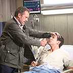  سریال تلویزیونی دکتر هاوس با حضور Hugh Laurie و Skylar Astin