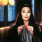  فیلم سینمایی Addams Family Values با حضور Anjelica Huston