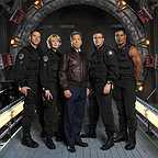  سریال تلویزیونی دروازه ستارگان اس جی-۱ با حضور Amanda Tapping، بیوهانکز بریجز، Christopher Judge، Michael Shanks و Ben Browder