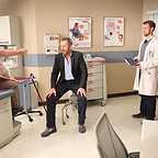  سریال تلویزیونی دکتر هاوس با حضور Hugh Laurie، John Scurti، Peter Jacobson و Jesse Spencer