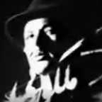 تصویری از ابوالقاسم ملکوتی، نویسنده و بازیگر سینما و تلویزیون در حال بازیگری سر صحنه یکی از آثارش