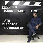 تصویری از فرشید رئوفی، بازیگر و مدیر تولید سینما و تلویزیون در حال بازیگری سر صحنه یکی از آثارش