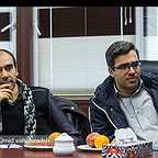 تصویری از سلمان امیری، بازیگر و روابط عمومی سینما و تلویزیون در حال بازیگری سر صحنه یکی از آثارش