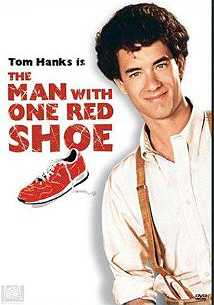 مردی با یک کفش قرمز