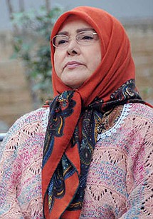 آفرین عبیسی