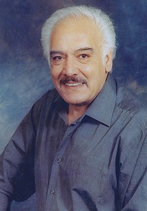 منوچهر وثوق