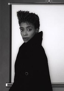 Joie Lee