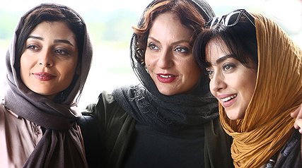 زنان “عاشقانه” در ناکجا آبادند یا در ایران؟