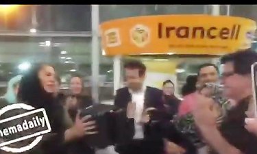 نخل طلای کن در فرودگاه به دست جعفر پناهی رسید