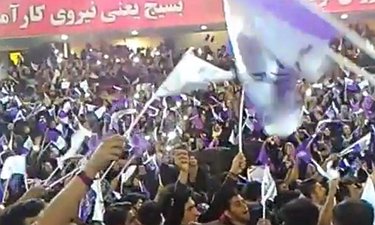 حضور هم میهنان تبریزی قبل از سخنرانی حسن روحانی